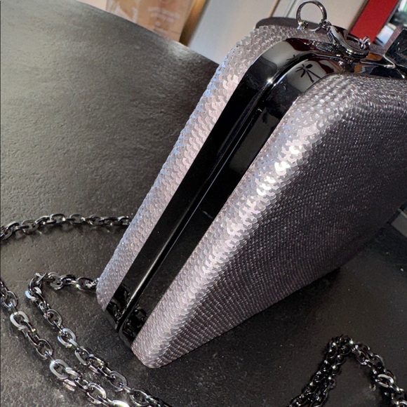 WHBM Pewter/Gray/Silver Sequin Box Clutch with Paper Clip Chain Strap - Picture 5 of 13